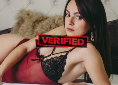 Aimee Titten Finde eine Prostituierte Triesen